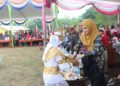 Wakil Ketua Tim Penggerak PKK Lampura Hadiri Karnaval di Kecamatan Sungkai Tengah