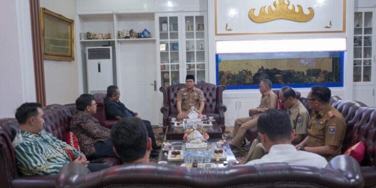 Walkot Metro dan Wakil Walikota Sambut Kunjungan Staf Khusus Wakil Presiden RI dan Tim Kementerian PAN-RB RI