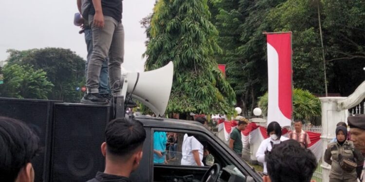 DPP IKMA DAN DPD PPMA GERUDUK KANTOR BUPATI ASAHAN