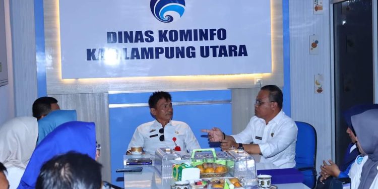 Diskominfo Lampura Terima Kunjungan Kerja Kominfo OKU