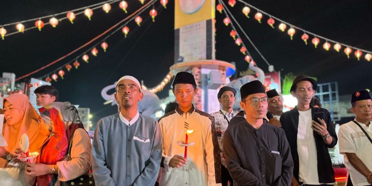 150 Warga Doa Bersama Terkait Meninggalnya KPPS di Lampung
