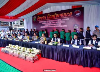 Ungkap 110 Kg Sabu Jaringan Malaysia, Satres Narkoba Polres Jakbar Amankan 5 Tersangka