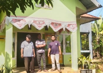 Selingkuhan Sang Kades Ternyata Selain Keponakan dia Juga Perangkat Desa