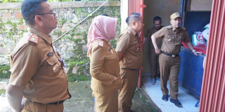 Pertama Masuk Kerja PJ Bupati Tanggamus Sidak Sejumlah OPD