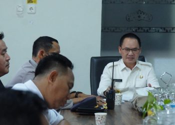 Sekdakab Saipul berhasll mediasi warga 8 Kampung dengan PT PLP Bumi Agung 