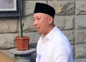 Santun dan Bersahaja  Mengenal lebih dekat   RAHMAD MIRZANI DJAUSAL