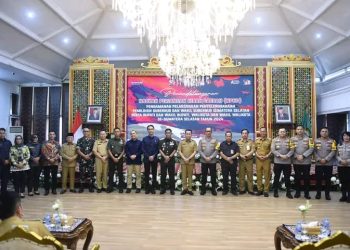 Pj. Bupati Empat Lawang Fauzan Khoiri Denin Hadiri Penandatanganan NPHD untuk Pengamanan Pemilihan Umum di Sumsel Tahun 2024