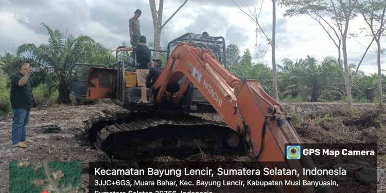 BAHARI Dapati Deporestasi Kawasan HP Gunakan Alat Berat