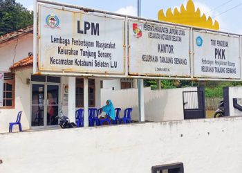 Kelurahan Tanjung Seneng Kotabumi Diduga Pungli Kepada Warga Yang Mendapatkan Raskin