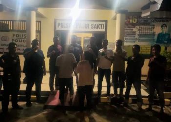 Pasangan Suami Istri Kompak Terlibat Aksi Curas Dua Pelaku Di Ringkus Polsek Pasir Sakti, Lampung Timur