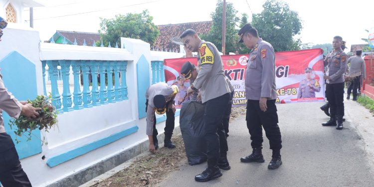 Jelang Hari Bhayangkara Ke-78, Polres Lampung Utara Gelar Bakti Religi di Tempat Ibadah