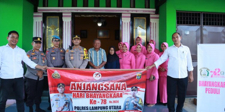 Hari Bhayangkara Ke-78, Jajaran Polres Lampung Utara Anjangsana Ke Purnawirawan Polri