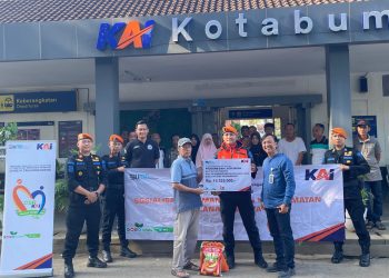 Program Bina Lingkungan, PT. KAI Salurkan Bantuan Sembako Hari Raya Idul Adha Kepada Warga Cempedak