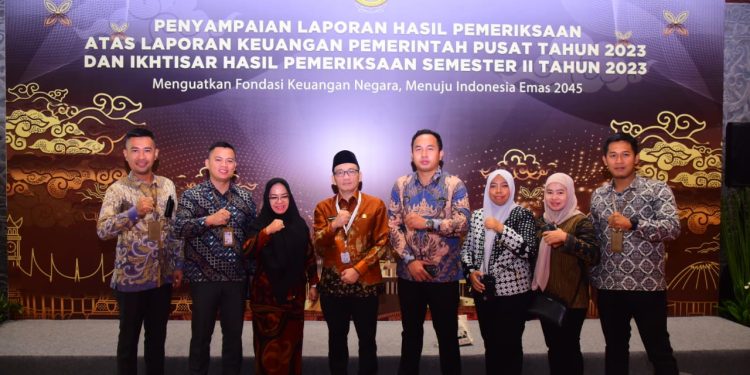 PENJABAT BUPATI MESUJI FEBRIZAL LEVI SUKMANA HADIRI ACARA PENYAMPAIAN LHP LAPORAN KEUANGAN PEMERINTAH PUSAT 