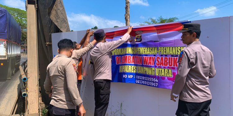 Antisipasi Pungli di Jalinsum, Polres Lampung Utara Pasang Baner Himbauan