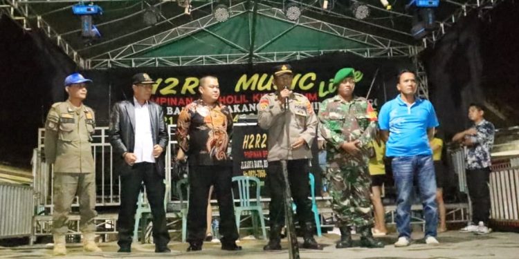 Polres Tulang Bawang Bersama Instansi Terkait Bubarkan Orgen Tunggal Yang Lebihi Batas Waktu di 5 Lokasi Berbeda