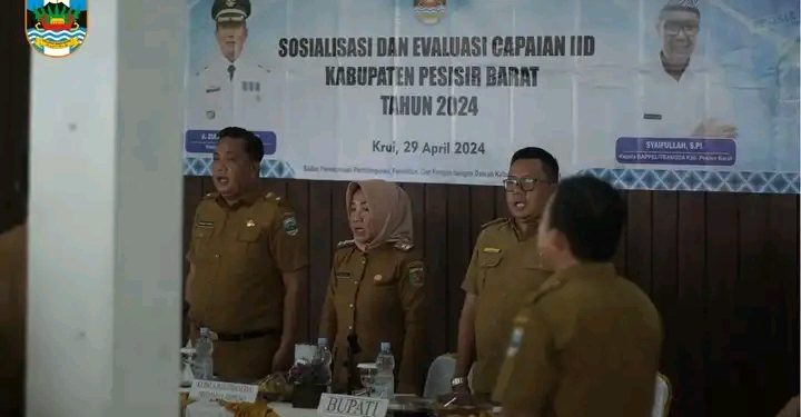 Pemkab Pesibar Gelar Sosialisasi dan Evaluasi Capaian IID 2024