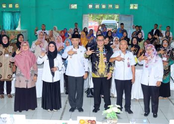 Penjabat Bupati Lampung Utara Hadiri dan Buka Pelatihan Pembuatan Dompet Bertapis