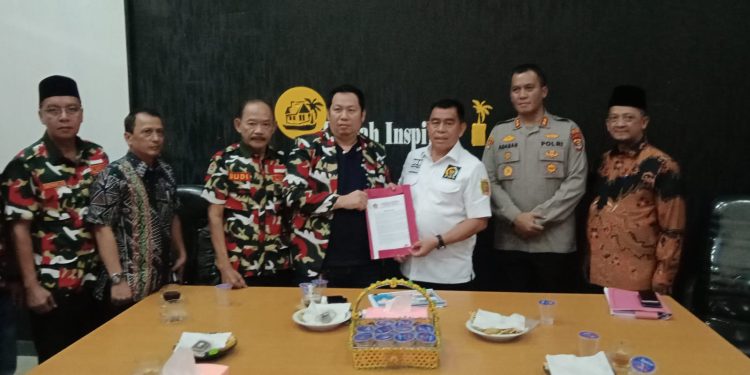 Bergema Tangkap dalang Intelektual Pengroyokan Anggota LPMI Way Kanan di Hadapan Wakil Ketua Komite II DPD RI
