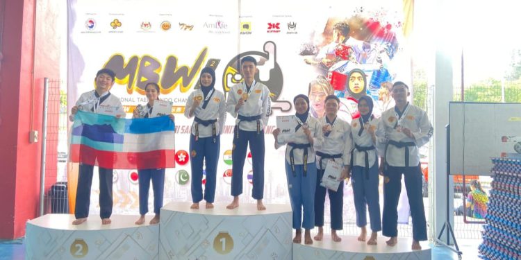 Harumkan Nama Polri, Bripda Salwa Personel Polres Lampung Utara Sabet Mendali Perak dan Perunggu pada Ajang Taekwondo Internasional Championship