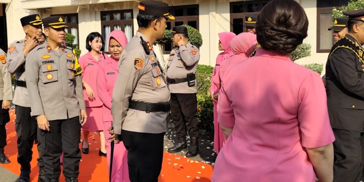 Kapolres Lampung Utara Lepas Delapan Personel Purna Tugas