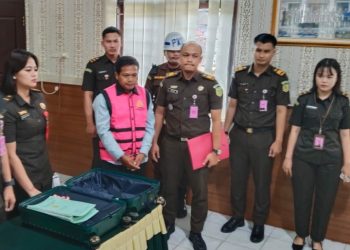 ALIHKAN LAHAN NEGARA SELUAS 44 HEKTAR MENJADI MILIK PRIBADI,  MANTAN KADES SRIWIJAYA DI TETAPKAN KEJARI SEBAGAI TERSANGKA.