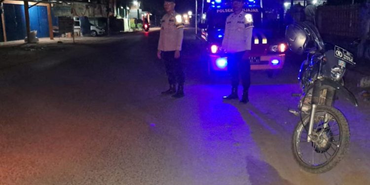 Patroli malam Polsek Tumijajar, Ciptakan Situasi Kondusif jelang Pilkada