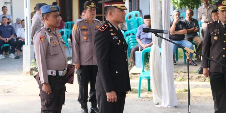 Wakapolres Tubaba Pimpin Pemakaman Iptu Dr. Amir Hamzah,S.H.,M.H Kapolsek Gunung Agung