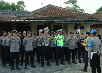 Polres Tulang Bawang Barat Lakukan Pengamanan Ketat Dalam Pengundian Nomor Urut Paslon Pilkada Serentak 2024