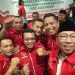 Wartawan Difoto RMD saat Pelantikan PWRI Se-Lampung