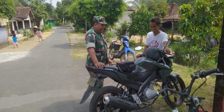 Babinsa Wonosegoro Sambangi Dan Motivasi Warga Gilirejo