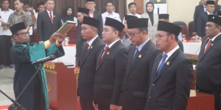 Agung Setyo Utomo S.T., M.M. Pimpin DPRD Tanggamus 