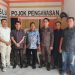 Sahdana dan Tim Kuasa Hukum laporan kan Camat Way Tuba ke Bawaslu Way Kanan