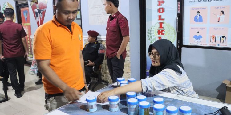 Polres Tulang Bawang Bersama Rutan Kelas II B Menggala Gelar Razia dan Tes Urine Random, Berikut Hasilnya