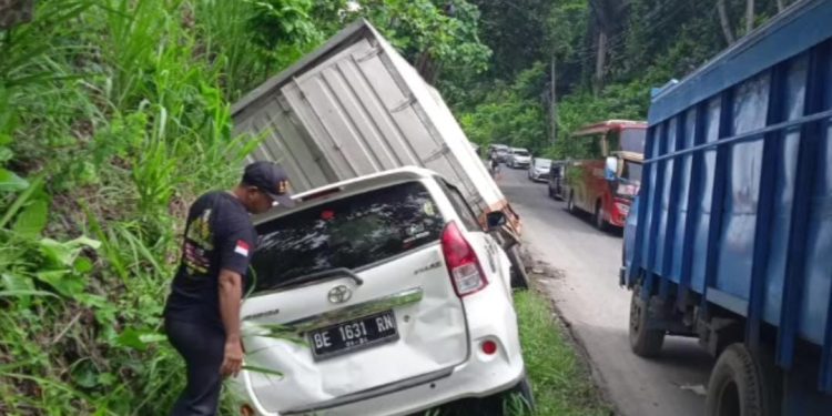 Kecelakaan Beruntun di Jalur Wisata Pesawaran, Polisi : Tidak Ada Korban Jiwa