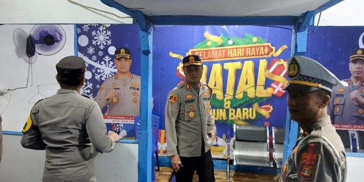 Pastikan Berjalan Lancar, Kapolres Lampung Utara Cek Pos Pam dan Pos Yan Ops Lilin Krakatau 2024