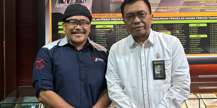 PROF SUTAN NASOMAL KLIEM WAJAR PARA HAKIM MENUNTUT KENAIKAN GAJI !!