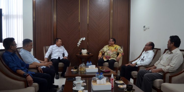 Jenderal TNI (Purn.) Prof. Dr. H. Dudung Abdurachman, S.E., M.M:  Sentralistik Demokratik Bertujuan Mencapai Keseimbangan