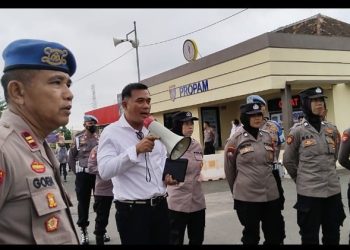 Orangtua Almarhum Imam Ardiansyah Datangi Polres Metro Minta Polisi Tangkap Pelaku Utama Pembunuh Anaknya.