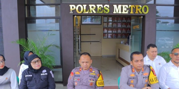 Polres Metro Bentuk Tim Khusus Untuk Mempercepat Penangkapan Kedua DPO Kasus Penganiayaan Yang Mengakibatkan Korban Meninggal Dunia