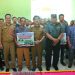 Bupati Lampura Serahkan 15 Traktor untuk Dukung Swasembada Pangan