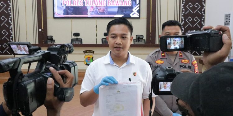 Polres Tulang Bawang Tangkap Lima Sindikat Pemalsu SKCK Yang Sudah Beraksi Sejak 2022, Empat Diantaranya IRT