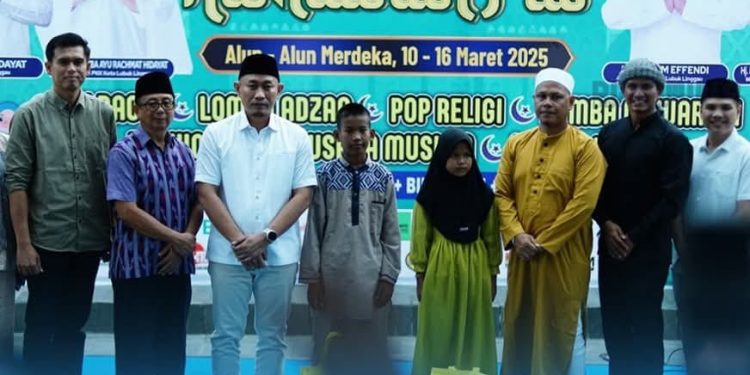Wali Kota Rachmat Hidayat Tutup Festival Ramadhan Fair 2025 di Alun-Alun Merdeka Lubuklinggau
