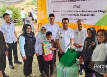 LKS Almanda Tanggamus Salurkan Bantuan Sosial Penyandang Disabilitas, Lansia dan Anak 