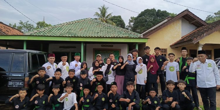 Kesti TTKKDH Lampung Timur Bagikan 250 Paket Takjil