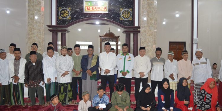 Wabup Nadirsyah Safari Ramadhan Di Tiyuh Margo Mulyo Kecamatan Batu Putih