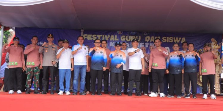 Festival Pendidikan Jadi Panggung Semangat Kota Metro, Kapolres Turun Langsung Kawal Antusias Warga