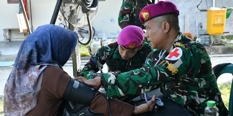 BAKTI KESEHATAN DALAM RANGKA MENYAMBUT HUT KE 22 TH YONIF 7 MARINIR