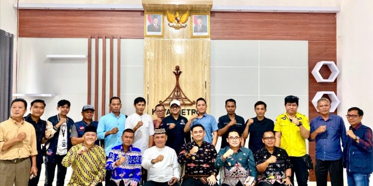 KWIP Metro dan FPII Apresiasi Coffee Morning bersama Walikota