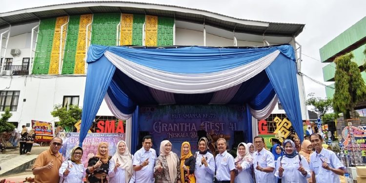 Semarak Milad Ke-72 SMAN 1 Bandar Lampung. Alumni Kembangkan Potensi siswa
